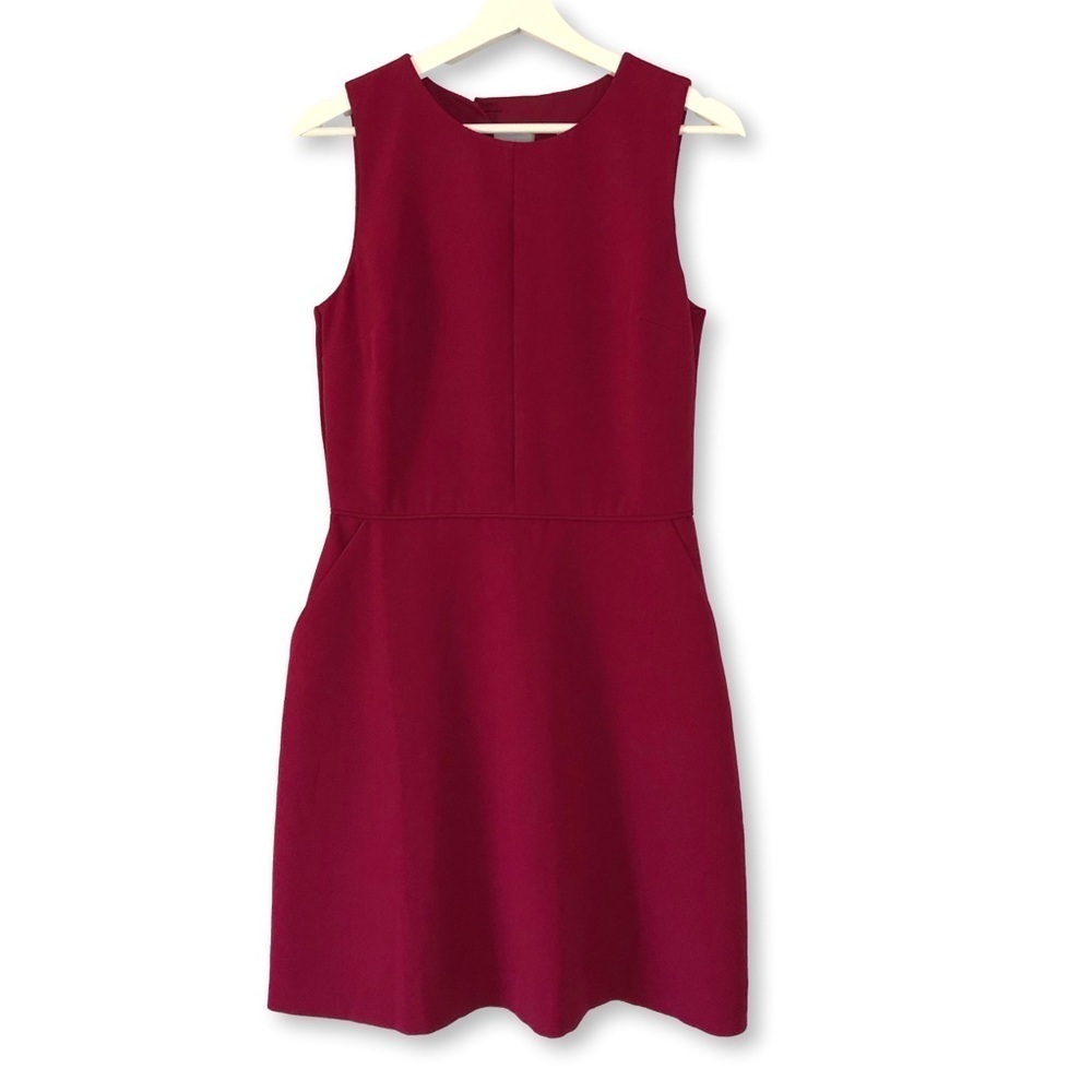 Gap Very Berry Sleeveless Crew Neck Shift Dress Size 4